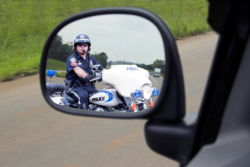 police office pulls someone over on the highway with bodycam that is not working well before the person pulled over calls a whistleblower lawyer for help
